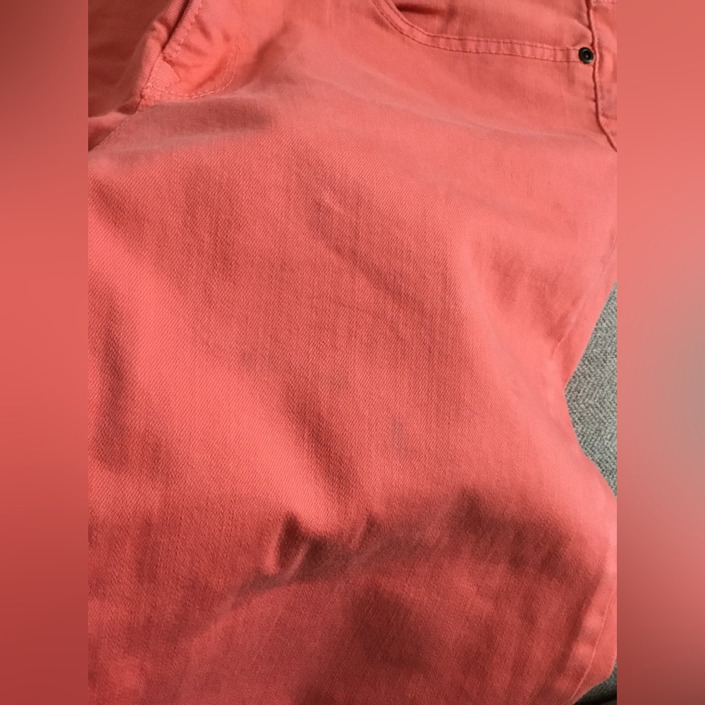 GAP - Picture 16 of 16